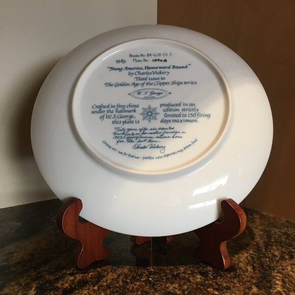 The Golden Age of the Clipper Ship 'Young America, Homeward Bound' Plate - Picture 2 of 8